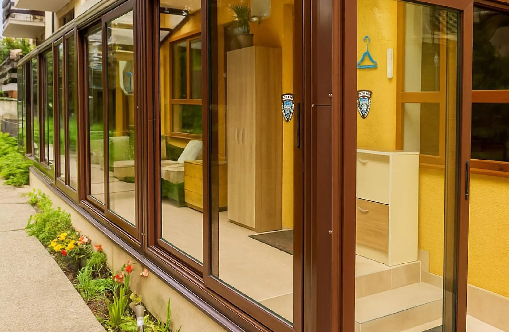 Cosy Nest With Glass Veranda Варна Апартаменты