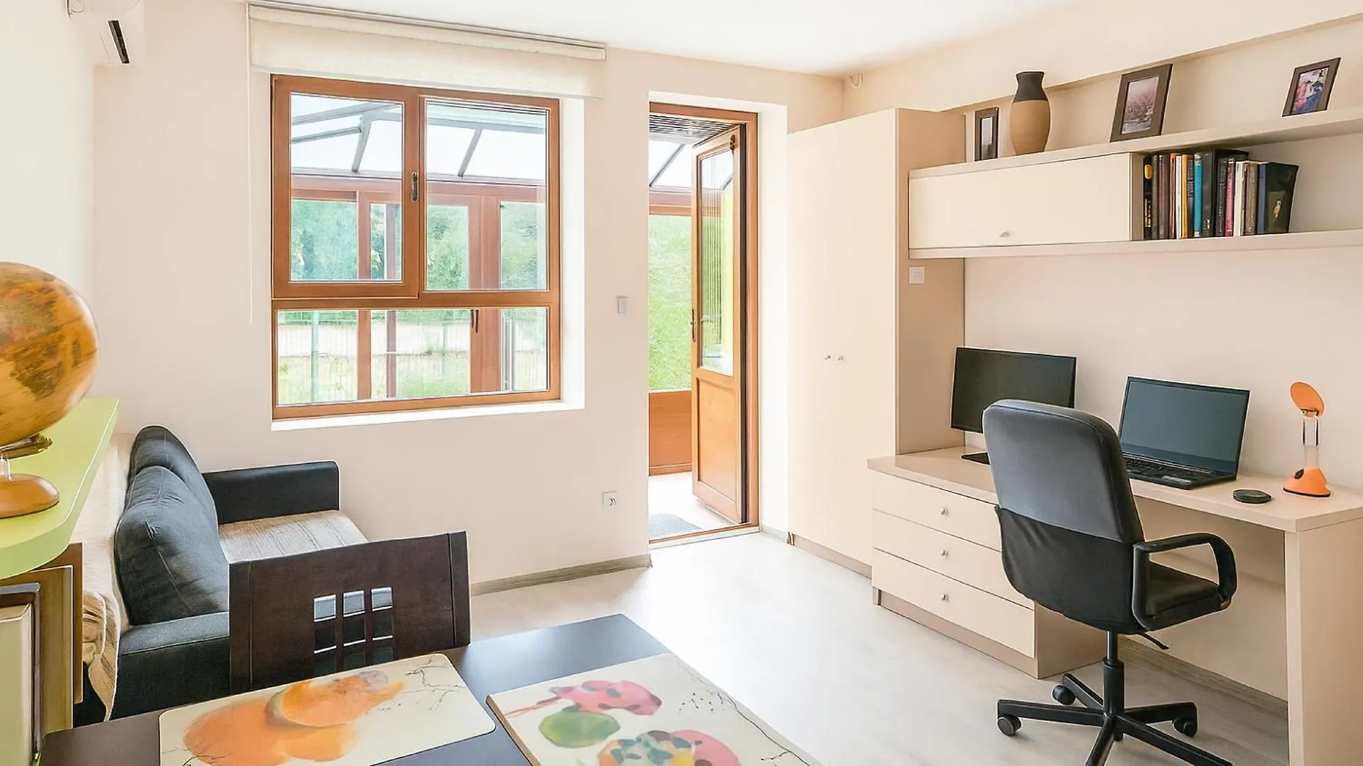 Cosy Nest With Glass Veranda Varna